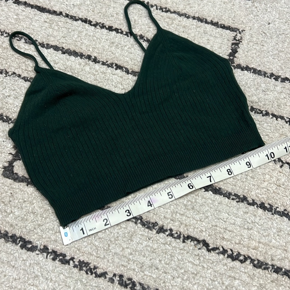 Shein Ribbed Crop Top - Picture 2 of 5